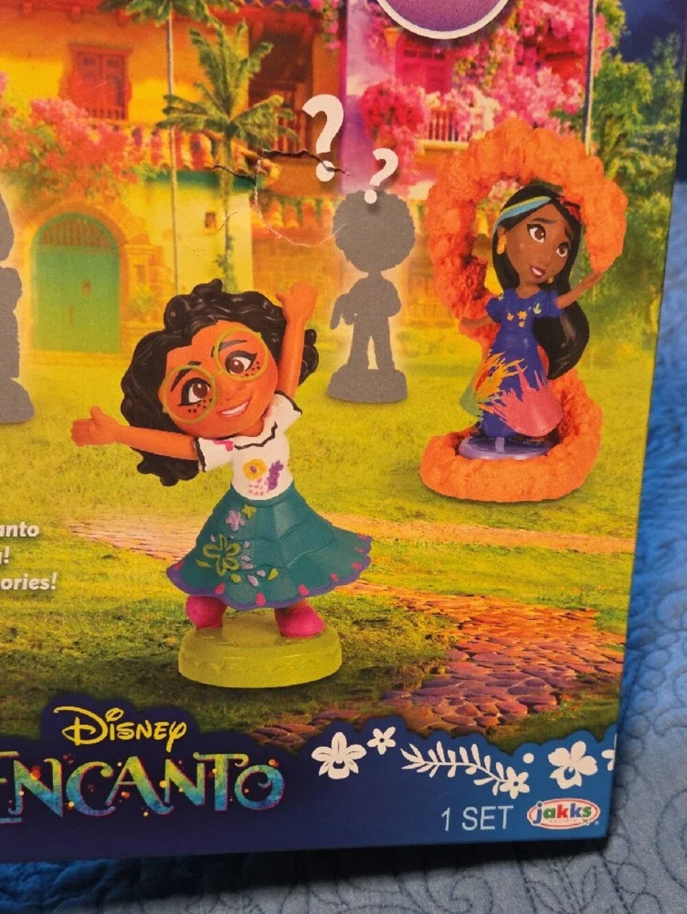 Disney Encanto Madrigal Family Surprises Playset โ Sealed Box โ Advent - Picture 3 of 10